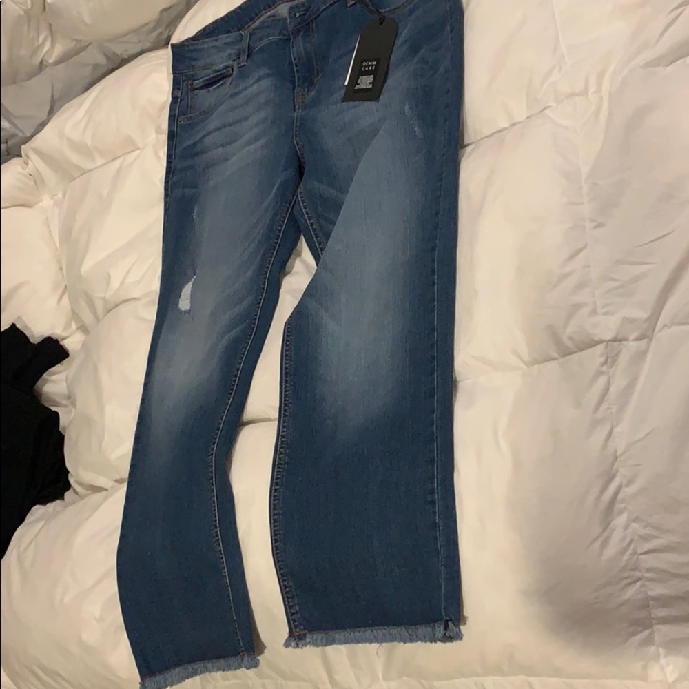 Kensie cropped stretch jeans